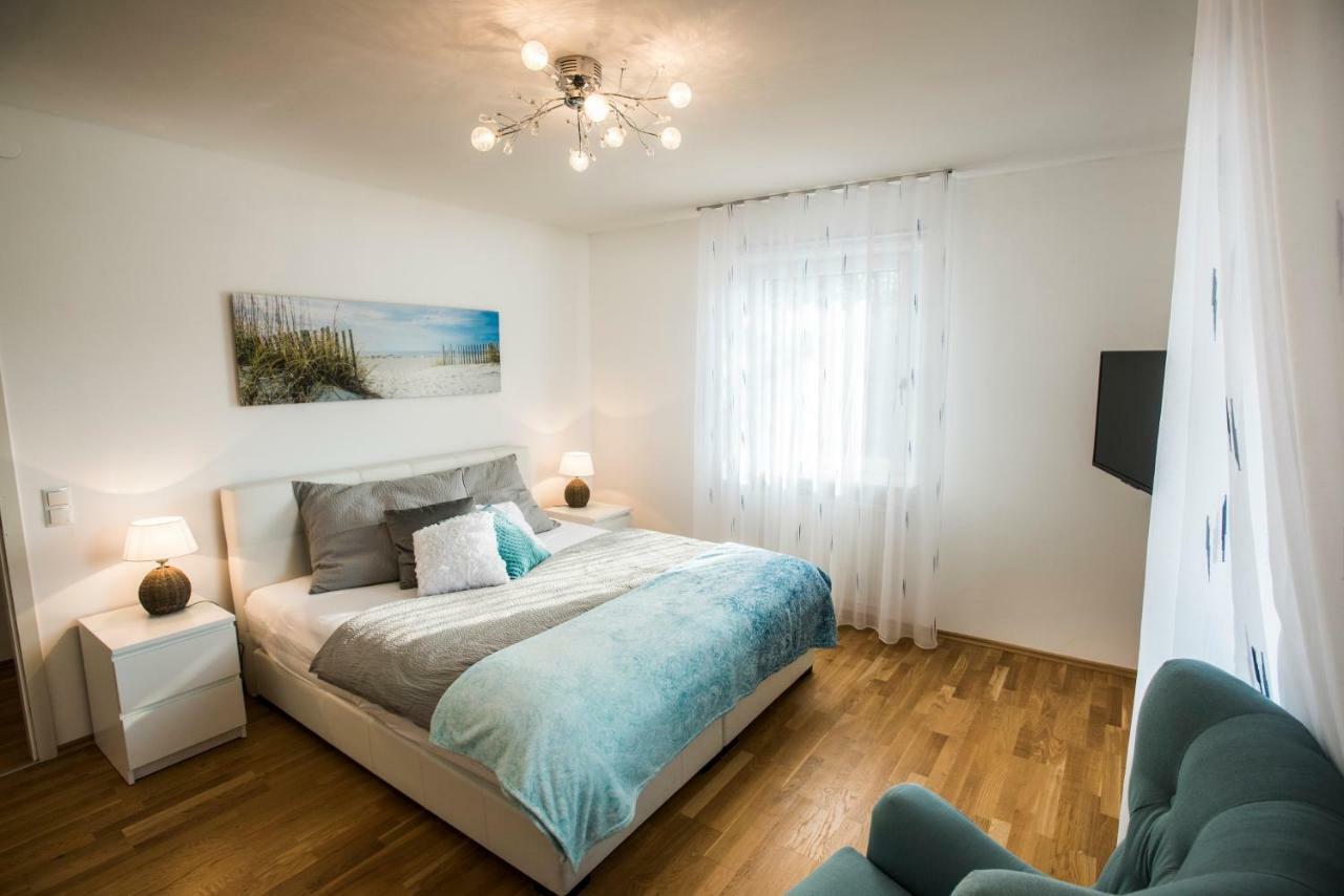 Lake View Apartments คอทชาค อัม ซี ภายนอก รูปภาพ